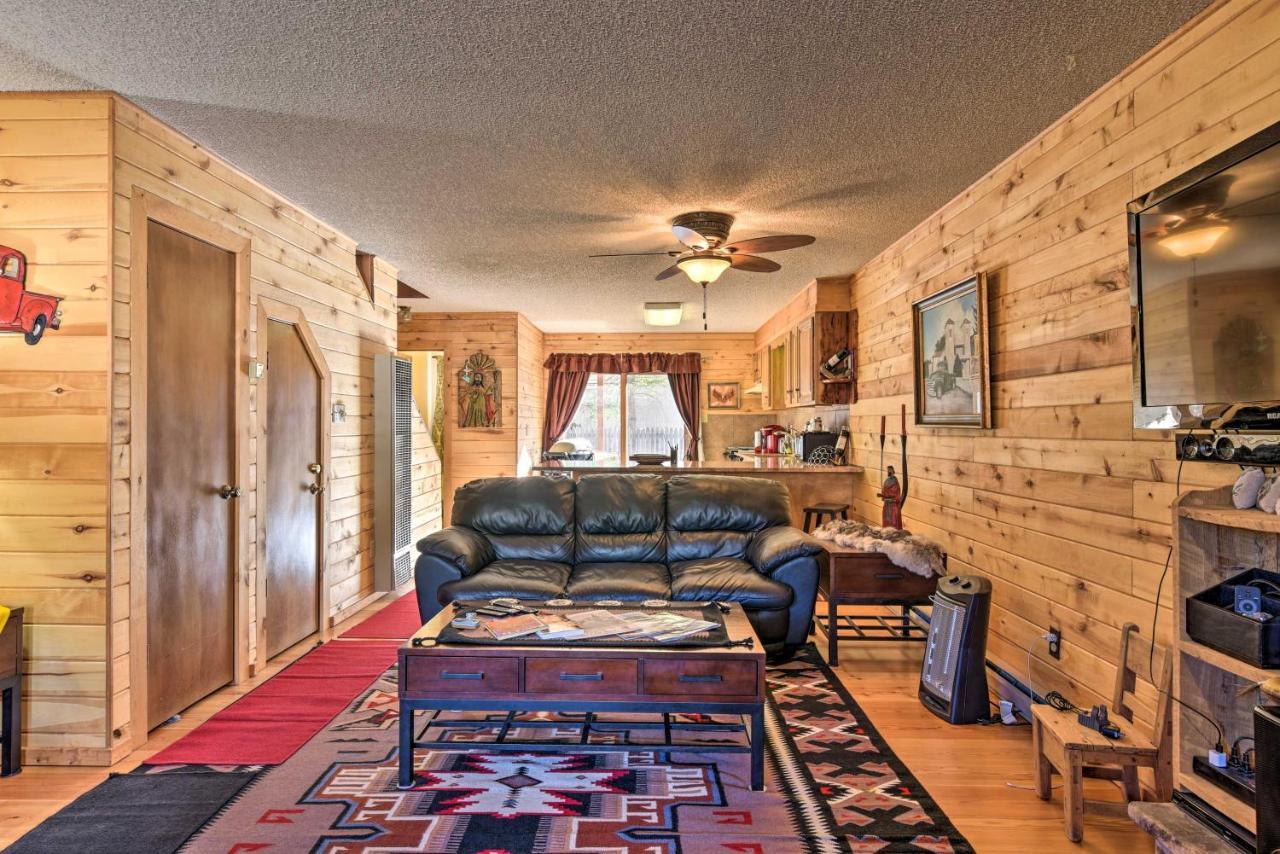 Downtown Red River Retreat With Mtn Views And Yard מראה חיצוני תמונה