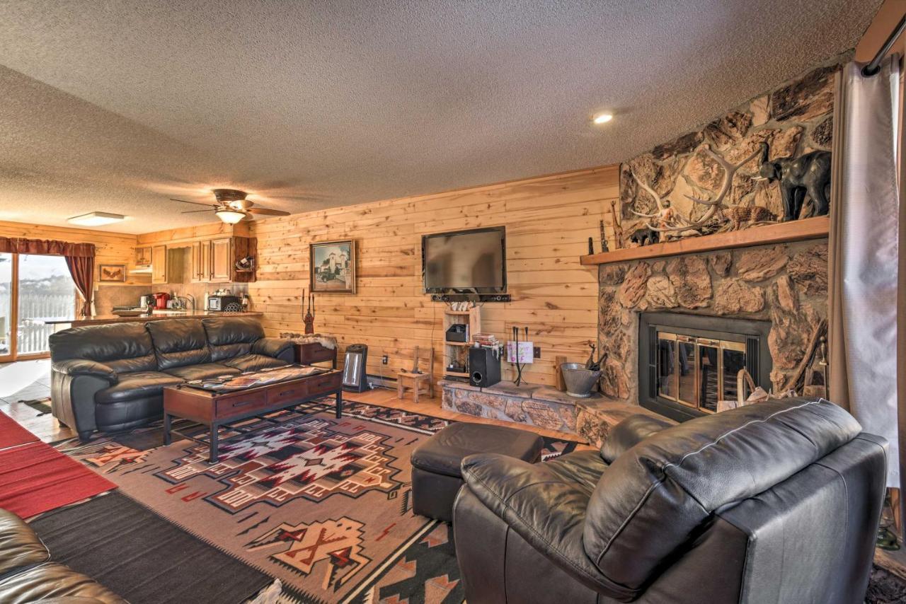 Downtown Red River Retreat With Mtn Views And Yard מראה חיצוני תמונה