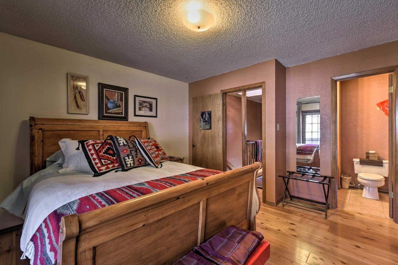 Downtown Red River Retreat With Mtn Views And Yard מראה חיצוני תמונה