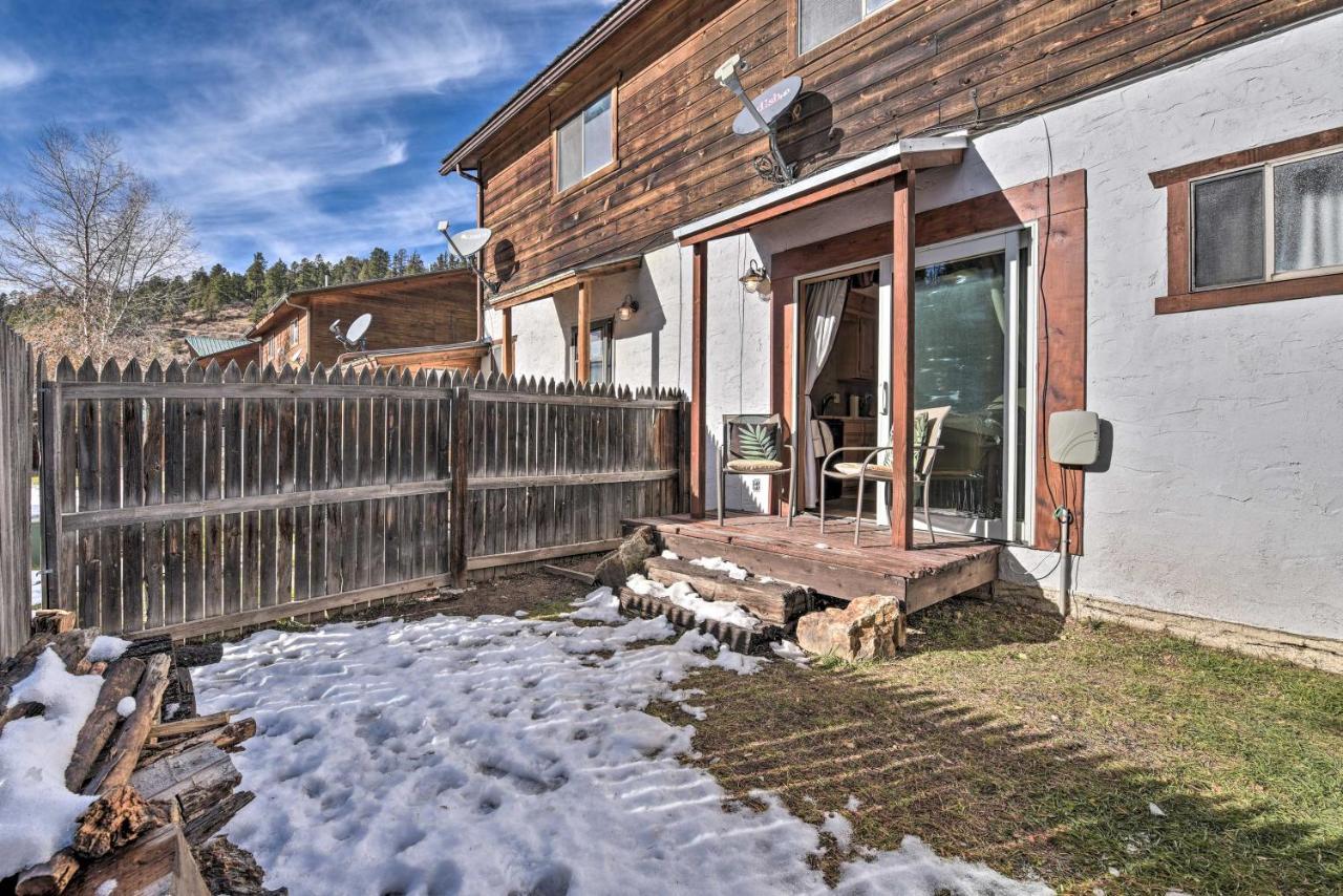 Downtown Red River Retreat With Mtn Views And Yard מראה חיצוני תמונה